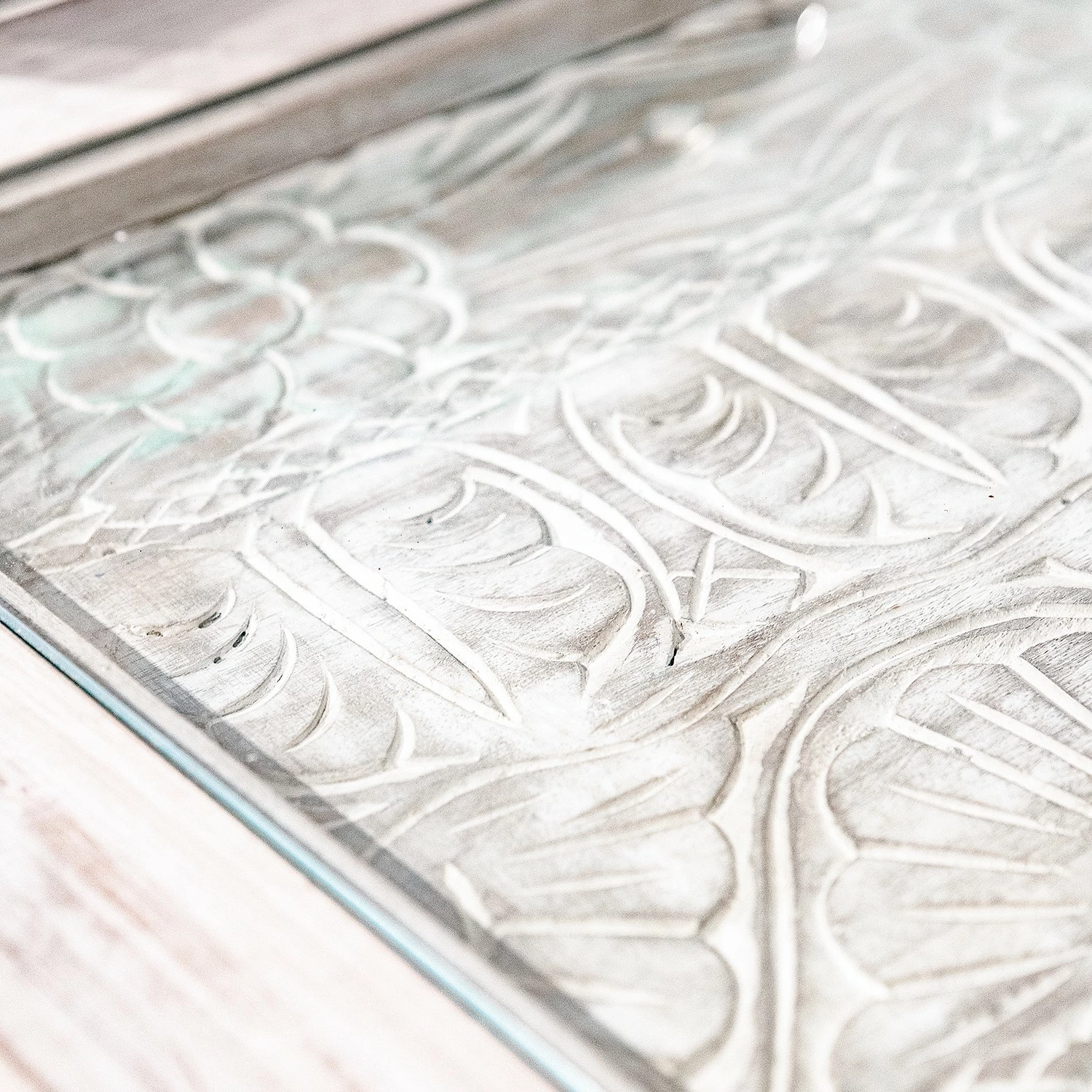 Ridgevalley Couchtisch Missoula - Glas / Mango massiv - Vintage Weiß 4 Ridgevalley Couchtisch Missoula - Glas / Mango massiv - Vintage Weiß – Bild 4