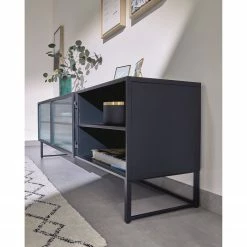 Loftscape TV-Lowboard Tete - Glas / Metall - Schwarz 14 Loftscape TV-Lowboard Tete - Glas / Metall - Schwarz -Wohnzimmermöbel boutique en ligne 1000363986 220714 021 MOOD DETAILS P000000001000363986 mood