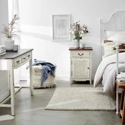 Butlers Konsolentisch CABOTT COVE - Esche Furnier - Creme / Natur -Wohnzimmermöbel boutique en ligne 1000365706 220728 021 MOOD DETAILS P000000001000365706 mood