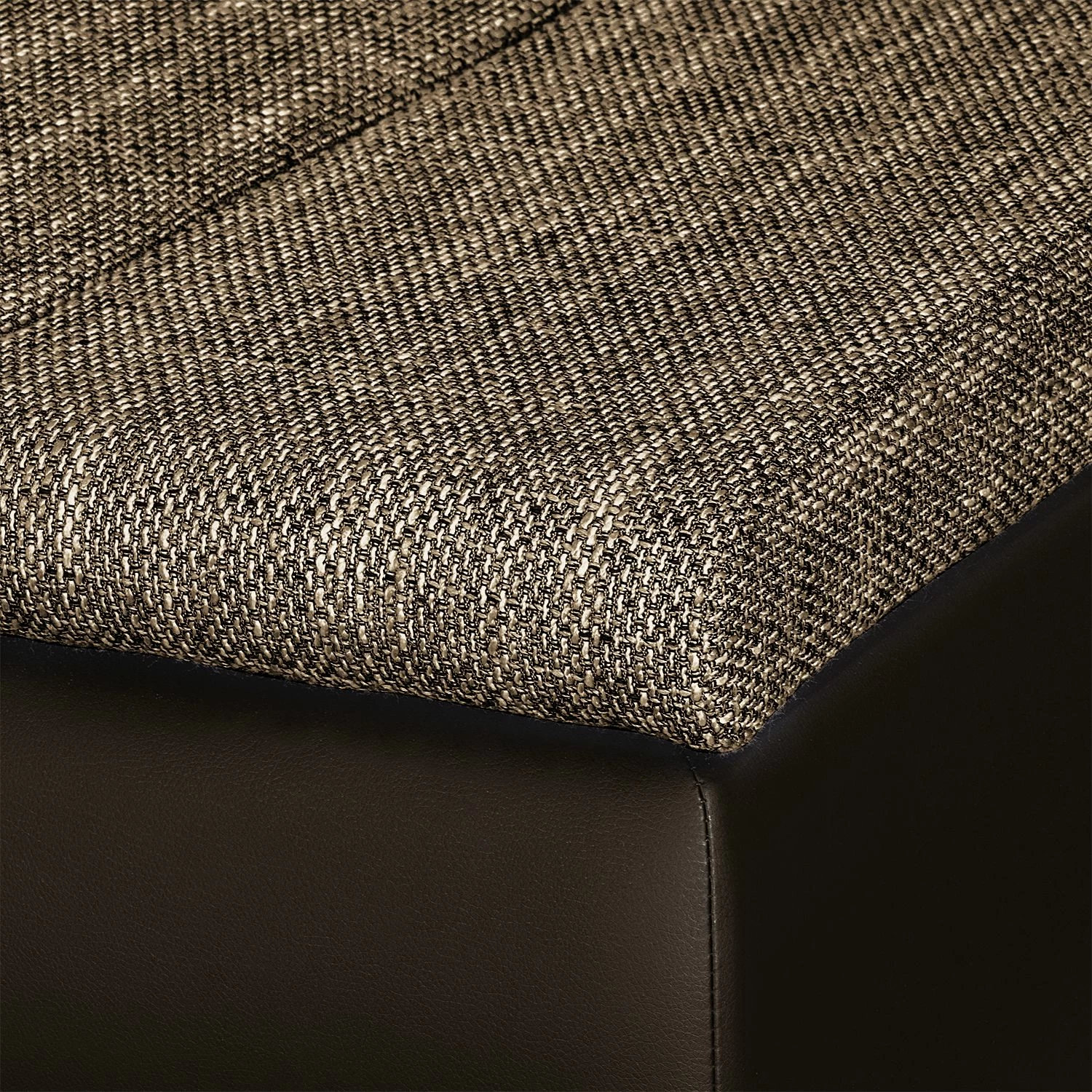 Fredriks Ecksofa Laza - mit Schlaffunktion - Kunstleder / Webstoff - Dunkelbraun / Cappuccino - Longchair davorstehend links 23 Fredriks Ecksofa Laza - mit Schlaffunktion - Kunstleder / Webstoff - Dunkelbraun / Cappuccino - Longchair davorstehend links – Bild 23