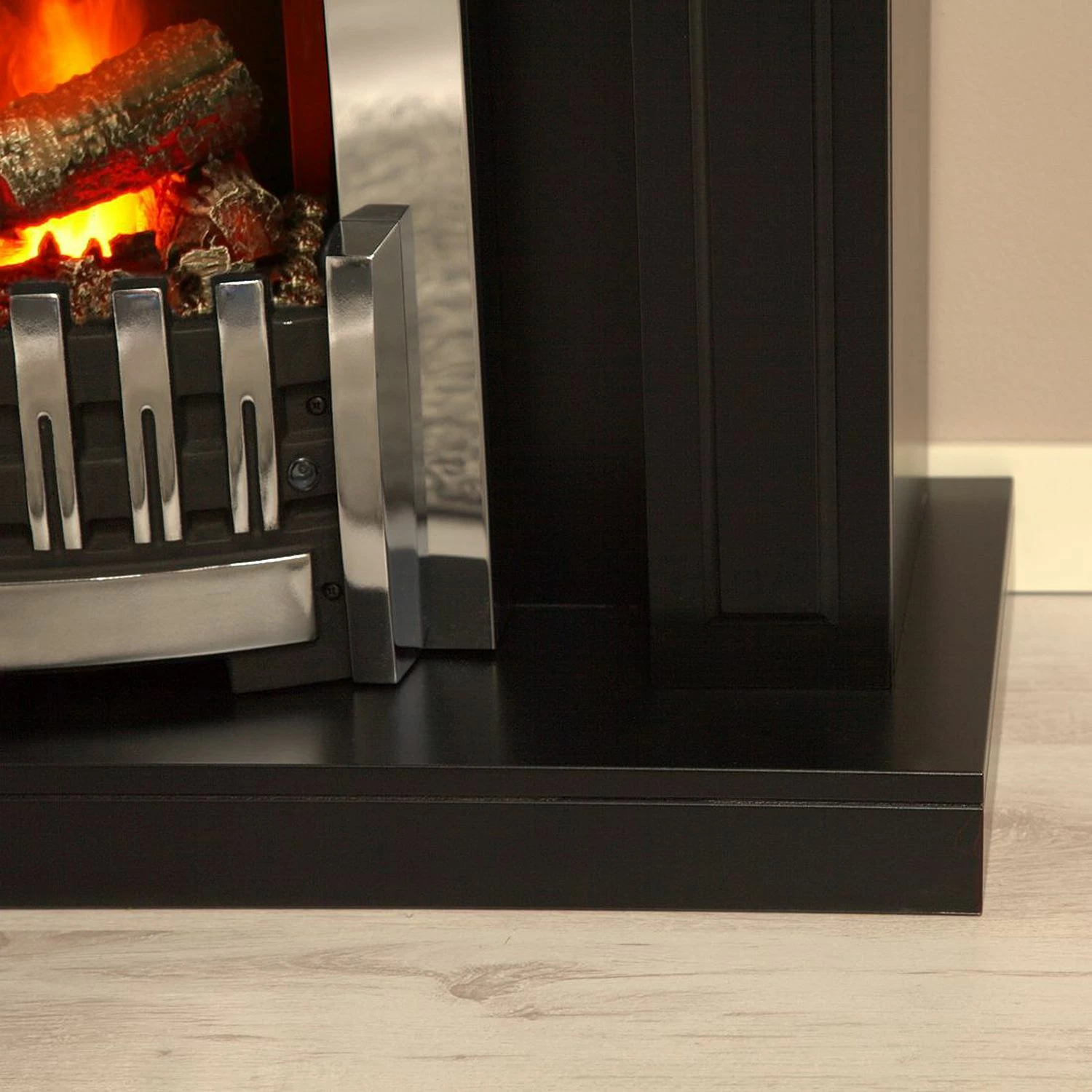 Montreux Elektrokamin Houston - Schwarz seidenmatt 12 Montreux Elektrokamin Houston - Schwarz seidenmatt – Bild 12