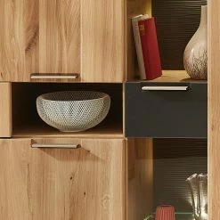 Naturoo Vitrinenschrank Macoun - Inkl. Beleuchtung - Wildeiche teilmassiv -Wohnzimmermöbel boutique en ligne innostyle wohnen 10 01 17 4491260