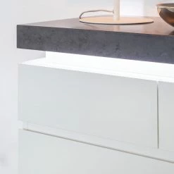 Fredriks Kommode Namona II - Inkl. Beleuchtung - Beton Dekor / Weiß -Wohnzimmermöbel boutique en ligne kommode namona ii inkl beleuchtung weiss anthrazit weiss anthrazit 4040372