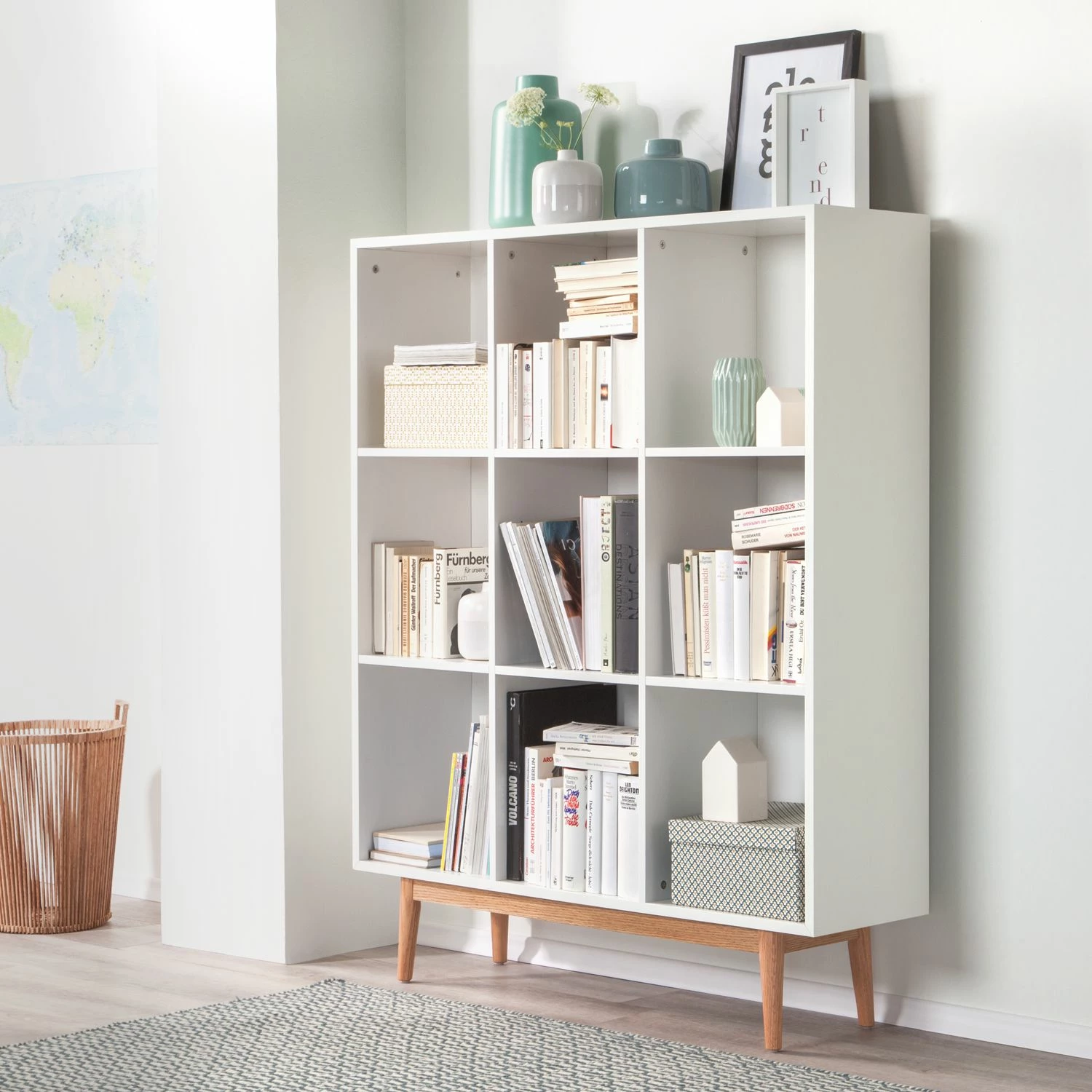 Mørteens Regal Lindholm III - Weiß/Eiche massiv 2 Mørteens Regal Lindholm III - Weiß/Eiche massiv – Bild 2