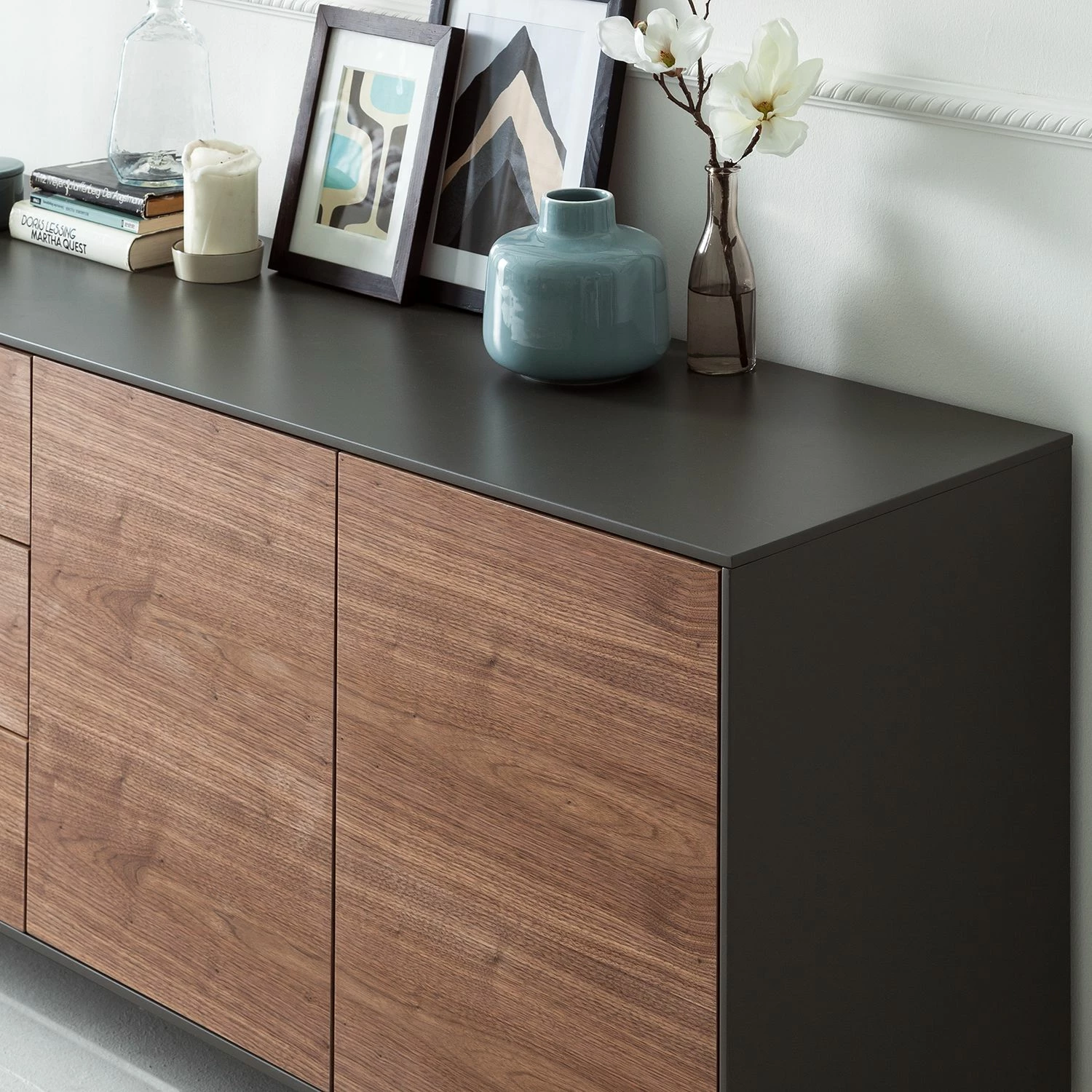 Eva Padberg Collection Sideboard Payara - Echtholzfurnier - Walnuss / Anthrazit 14 Eva Padberg Collection Sideboard Payara - Echtholzfurnier - Walnuss / Anthrazit – Bild 14